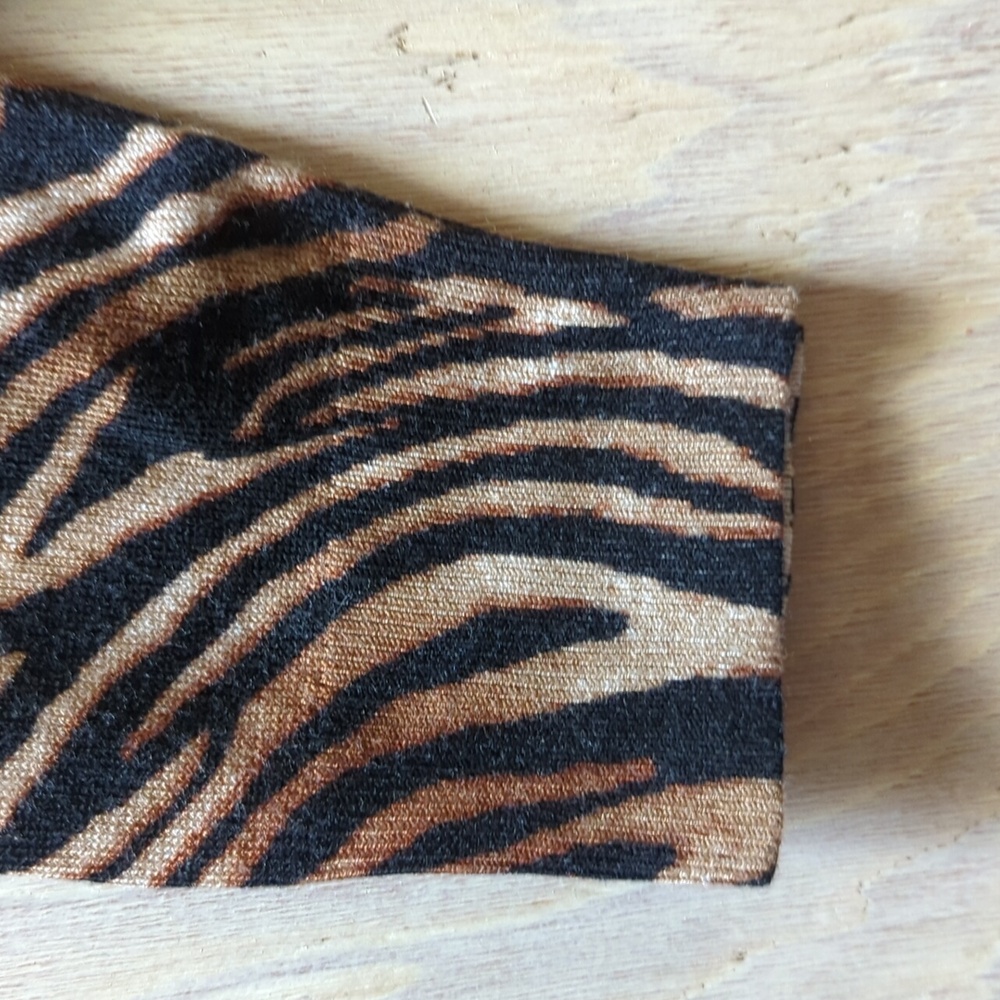 WHBM brown zebra print cardigan with 3/4 sleeve - Picture 6 of 7